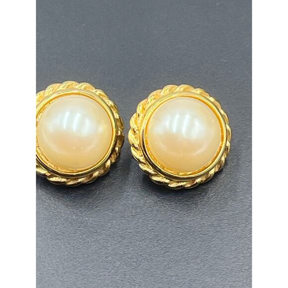 Napier Pierced Post Cream Large Faux Pearl Gold Tone Earrings Omega Backs - Picture 3 of 10